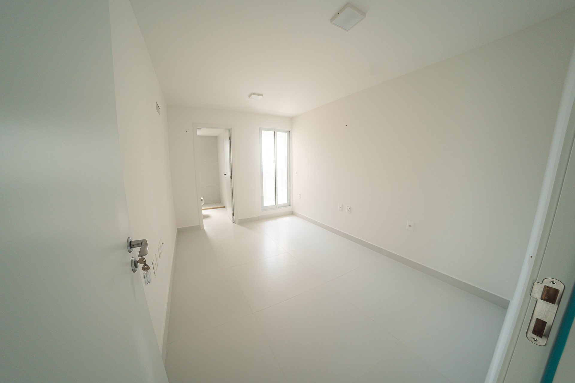 MIRARE INTERNO.jpg