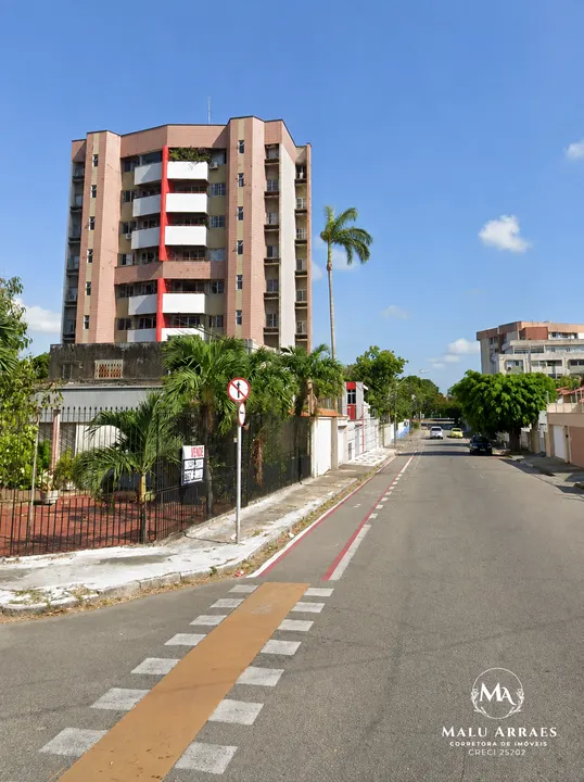 Apartamento reformado com 3 quartos no Bairro de Fatima